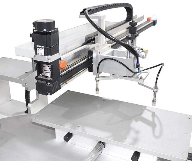 Auto Manipulator for Flat Screen Printing