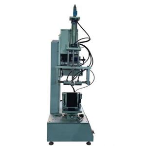 Tax stamp labeling machine for wine bottle mouth